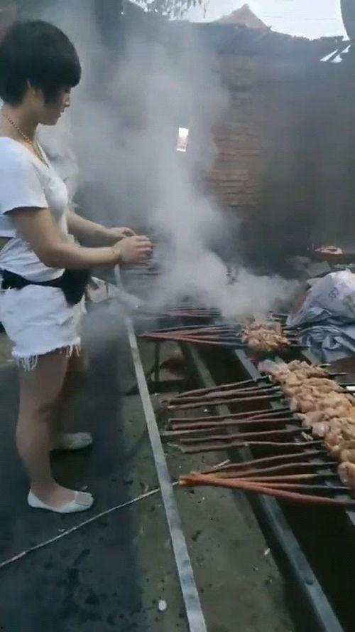 爆料烧烤西施视频大全集,火辣瞬间,尽收眼底  第2张 爆料烧烤西施视频大全集,火辣瞬间,尽收眼底  第2张