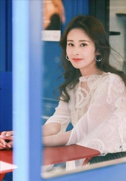 娱乐圈爆料颖儿是谁啊图片,娱乐圈爆料背后的神秘人物  第2张 娱乐圈爆料颖儿是谁啊图片,娱乐圈爆料背后的神秘人物  第2张
